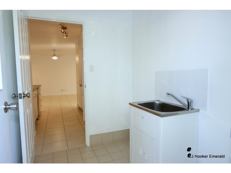 66 Long Street, Emerald QLD 4720