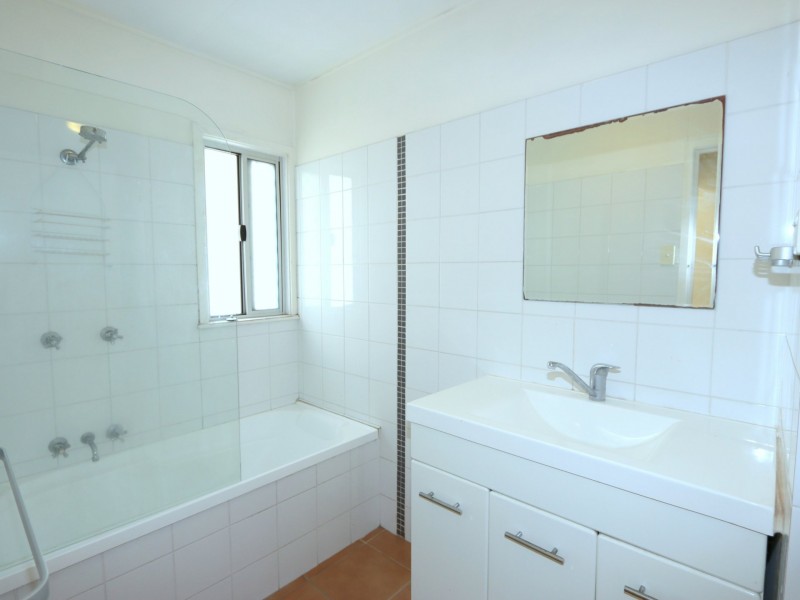 2 45 Opal Street, Emerald QLD 4720