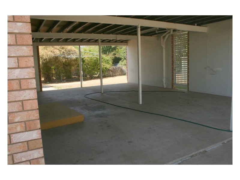 9 Peggy Court, Emerald QLD 4720