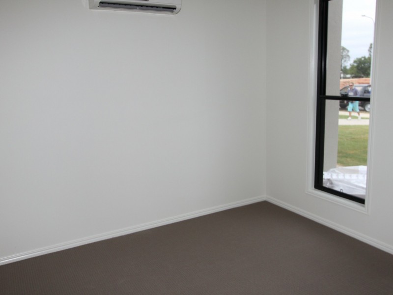 1/16 Moriarty Street, Emerald QLD 4720