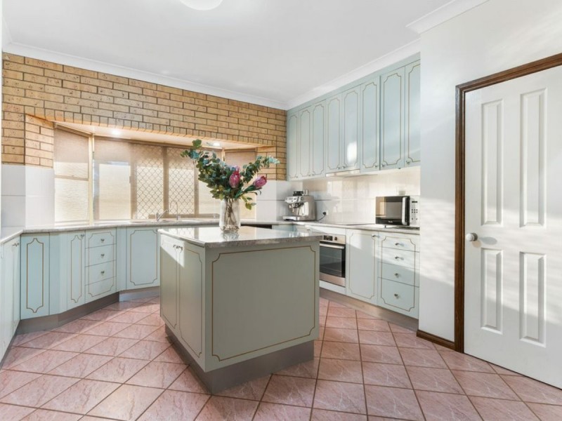 34 Cunningham Drive, Emerald QLD 4720