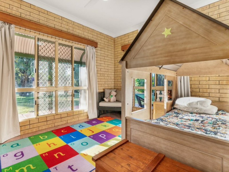34 Cunningham Drive, Emerald QLD 4720