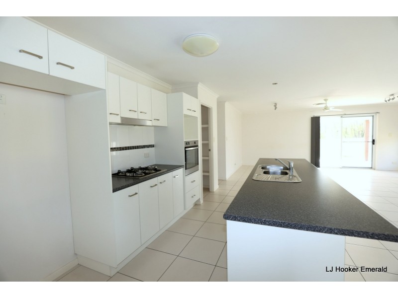 24 Kassidy Street, Emerald QLD 4720