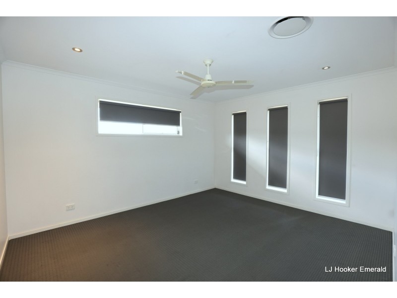 24 Kassidy Street, Emerald QLD 4720