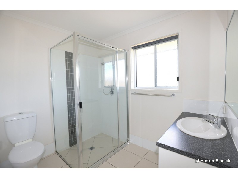 24 Kassidy Street, Emerald QLD 4720