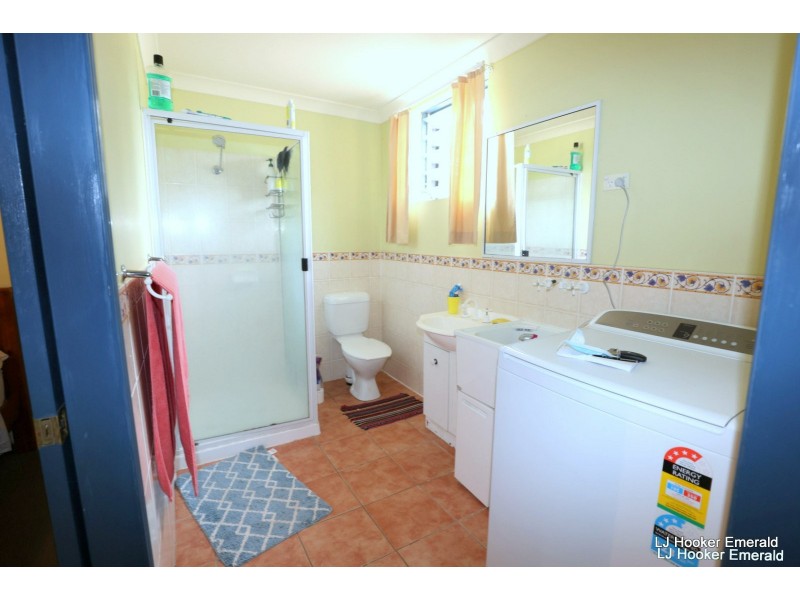 14 Old Airport Dr, Emerald QLD 4720