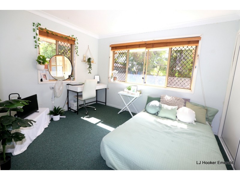39 Crinum Crescent, Emerald QLD 4720