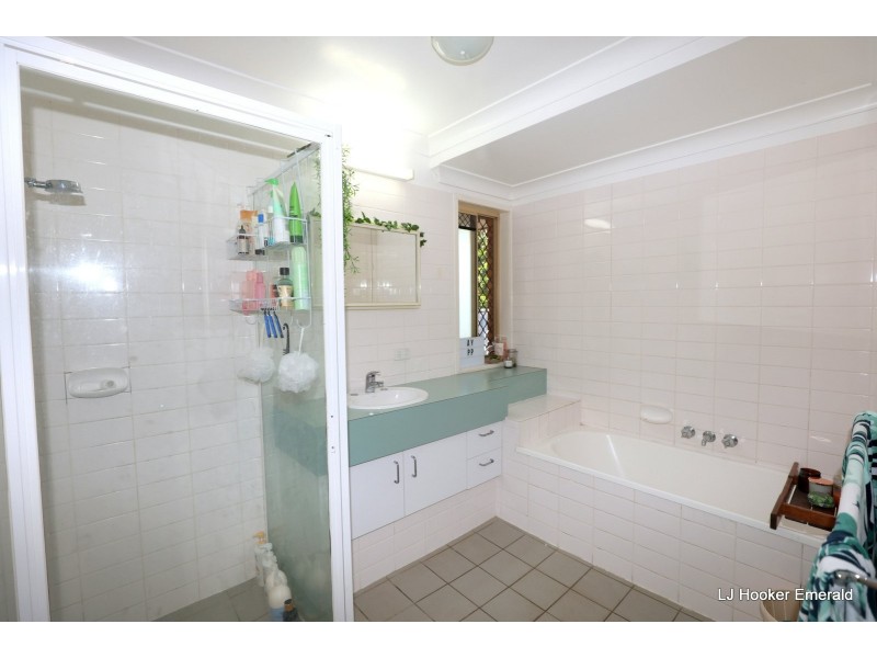 39 Crinum Crescent, Emerald QLD 4720