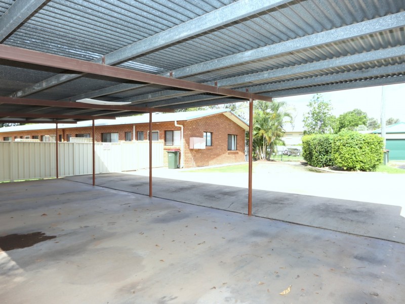 Unit 2/5 GIBSON GROVE, Emerald QLD 4720