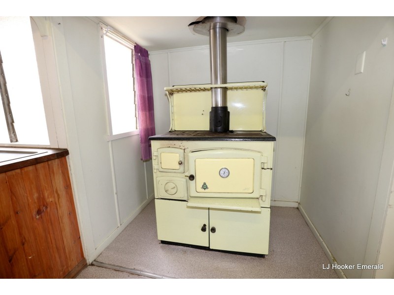 95 Opal Street, Emerald QLD 4720