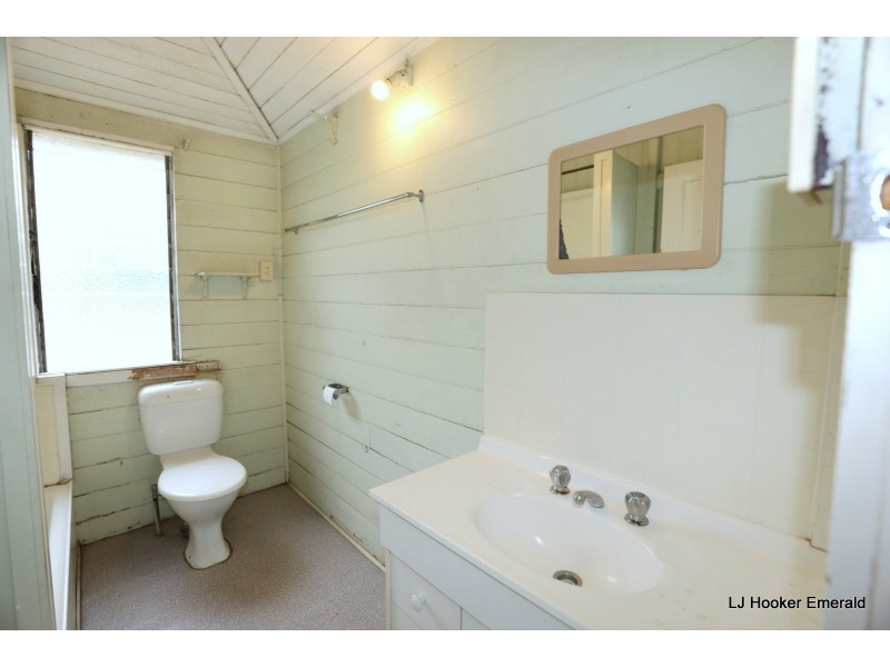 95 Opal Street, Emerald QLD 4720