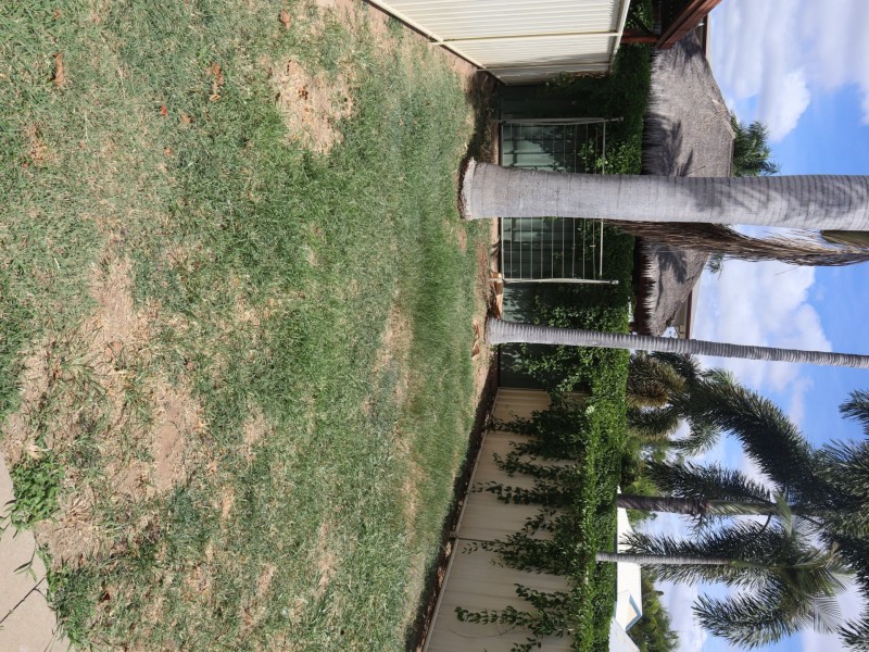 Unit 1/5 Gibson Grove, Emerald QLD 4720