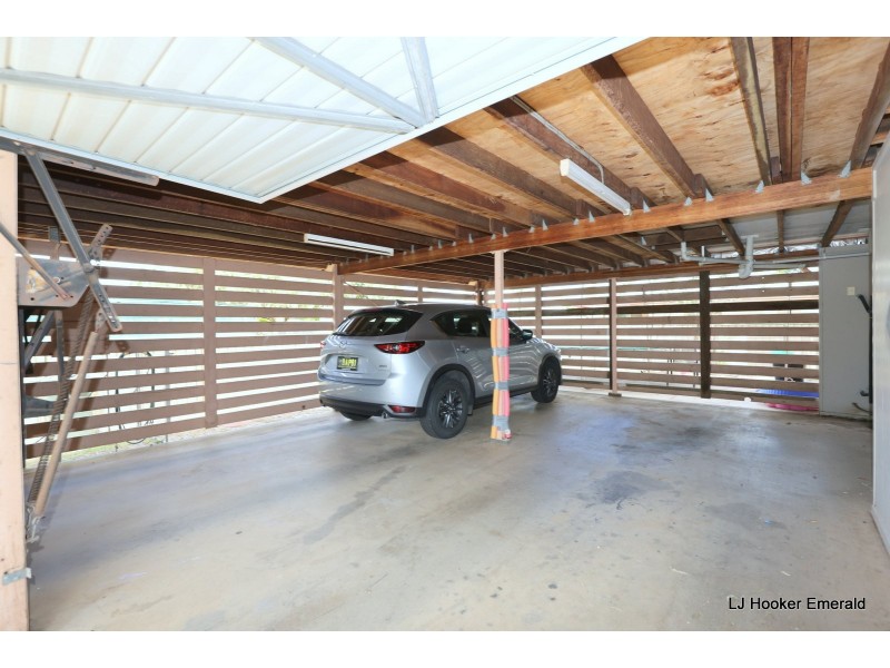 4 Maguire Place, Emerald QLD 4720