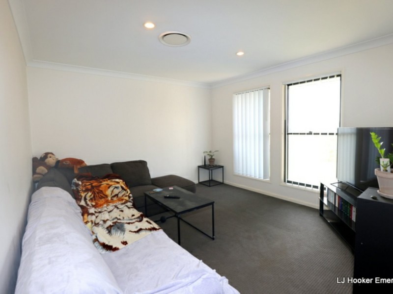 3 Mitchell Street, Emerald QLD 4720