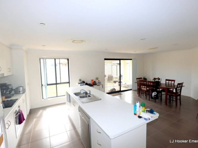 3 Mitchell Street, Emerald QLD 4720