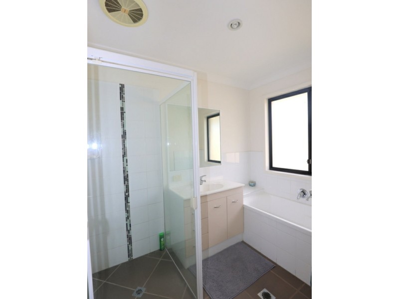 3 Mitchell Street, Emerald QLD 4720