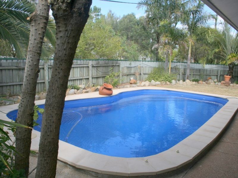 1 Rivoli Place, Emerald QLD 4720