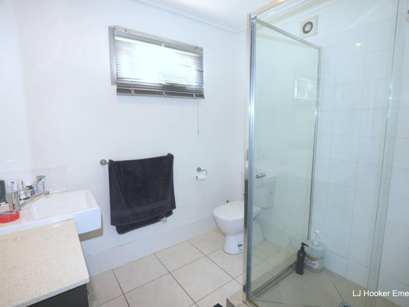6 Batts Place, Emerald QLD 4720