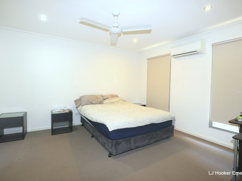6 Batts Place, Emerald QLD 4720