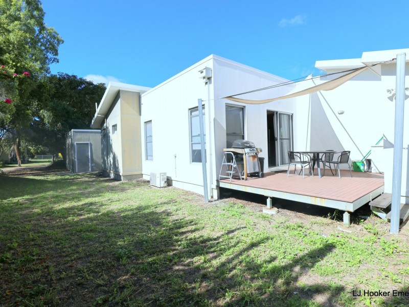 6 Batts Place, Emerald QLD 4720