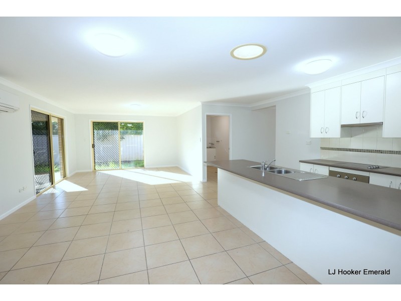 54 Long Street, Emerald QLD 4720