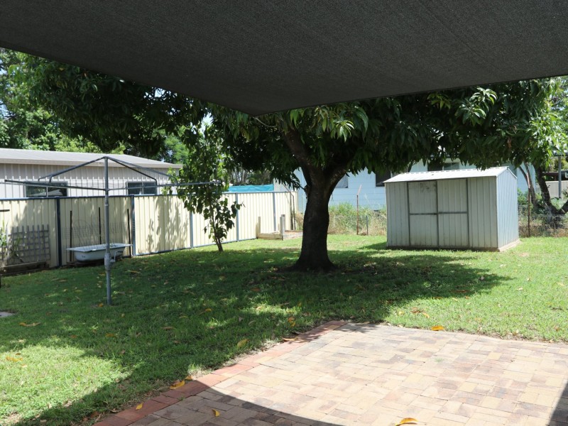 23 Topaz Street, Emerald QLD 4720