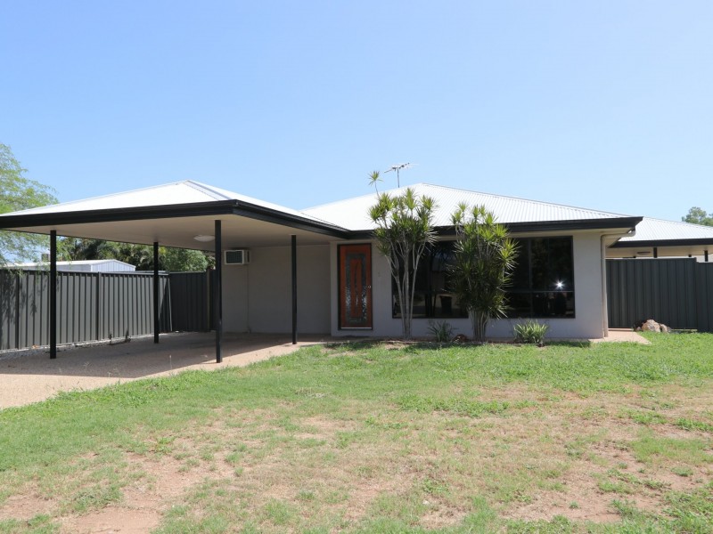 5 Colden Place, Emerald QLD 4720