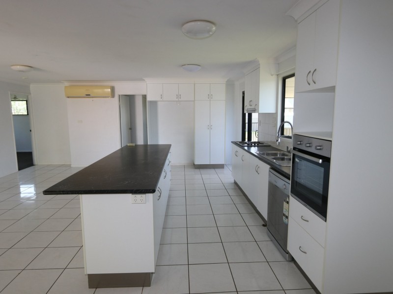 5 Colden Place, Emerald QLD 4720