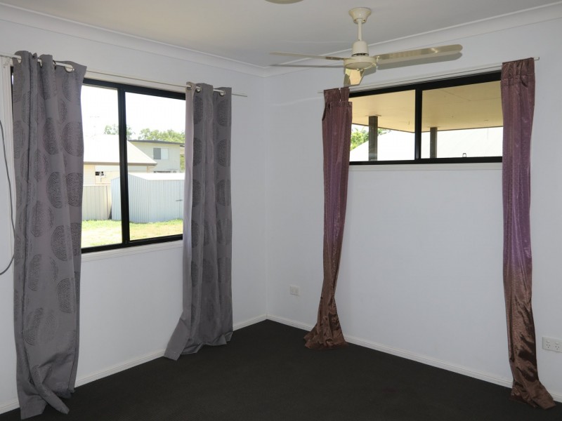 5 Colden Place, Emerald QLD 4720