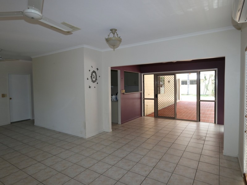 7 Ward Place, Emerald QLD 4720