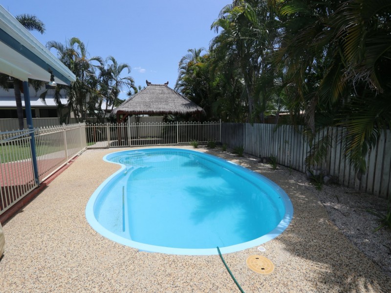 7 Ward Place, Emerald QLD 4720