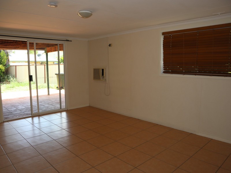 7 Alamein Drive, Emerald QLD 4720