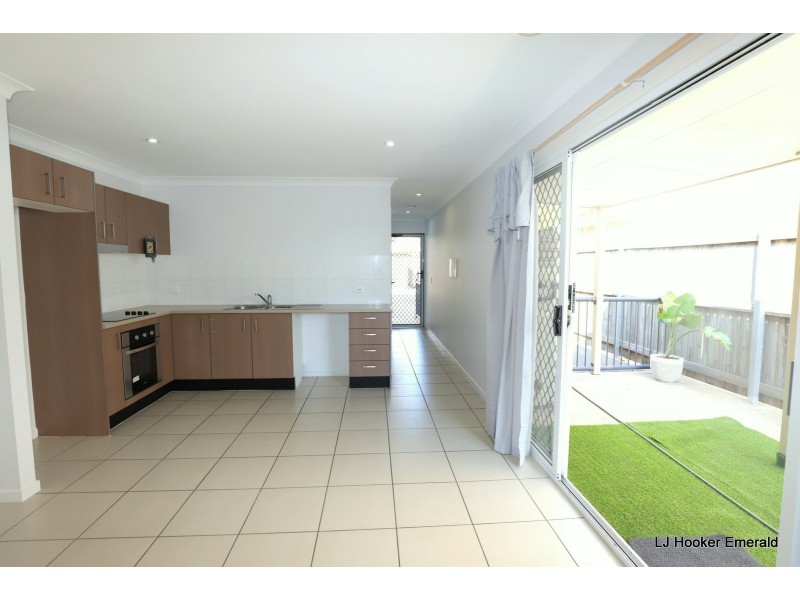 15/6 Sullivan Street, Emerald QLD 4720