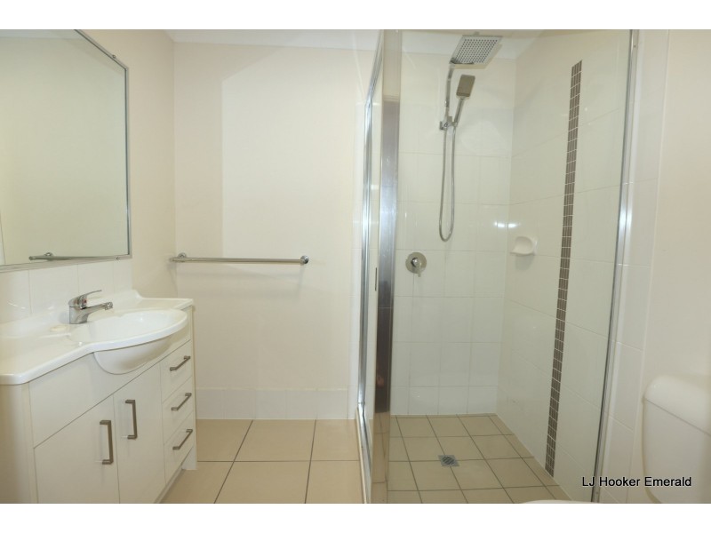 15/6 Sullivan Street, Emerald QLD 4720