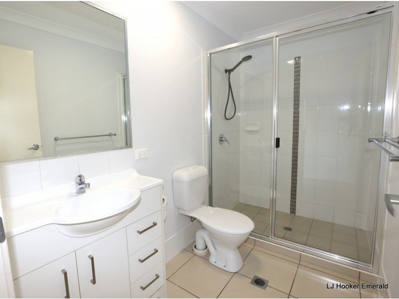 15/6 Sullivan Street, Emerald QLD 4720