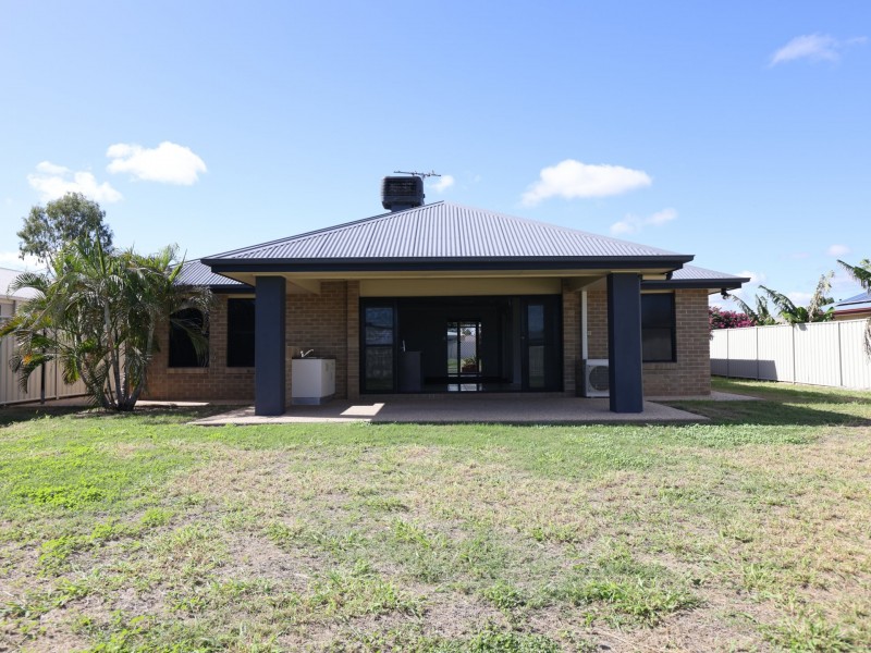 7 Rogers Street, Emerald QLD 4720