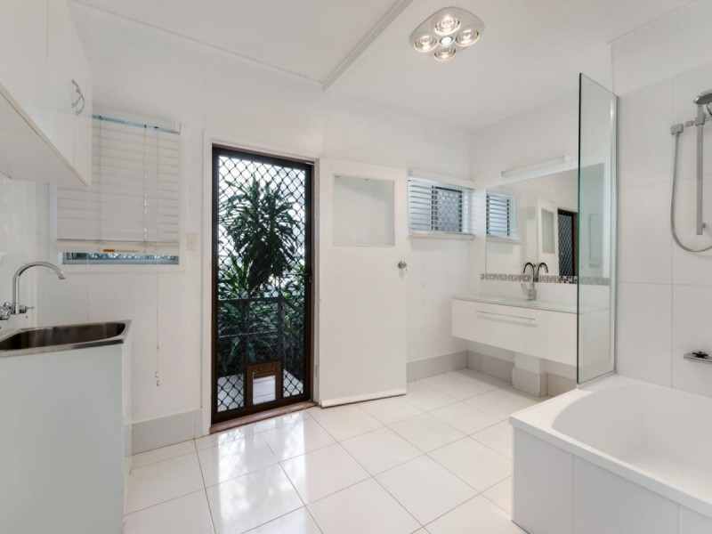 8 McKendry Street, Emerald QLD 4720