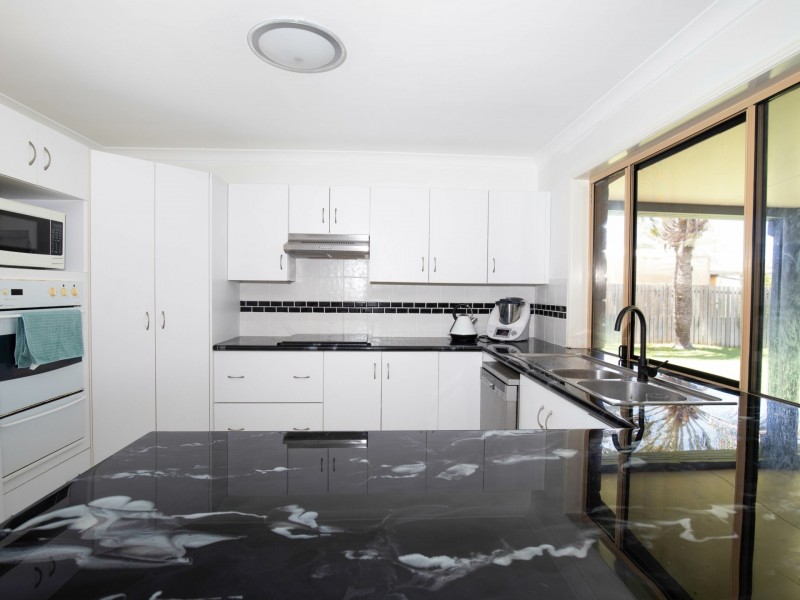 55 Crinum Crescent, Emerald QLD 4720