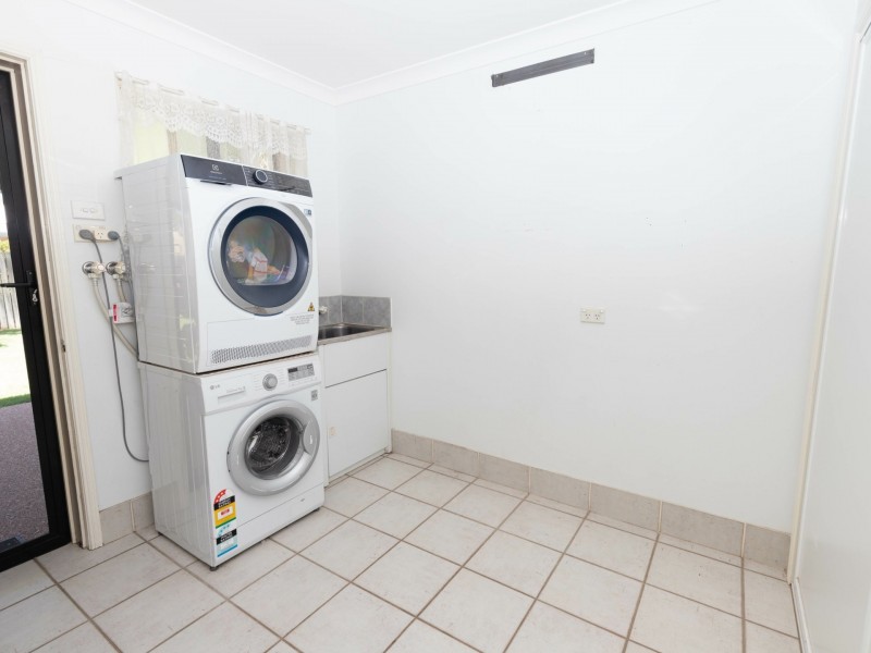 55 Crinum Crescent, Emerald QLD 4720