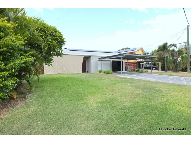 6 Judith Grove, Emerald QLD 4720