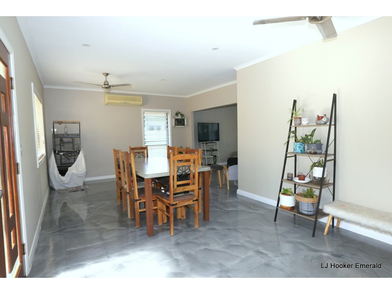 6 Judith Grove, Emerald QLD 4720