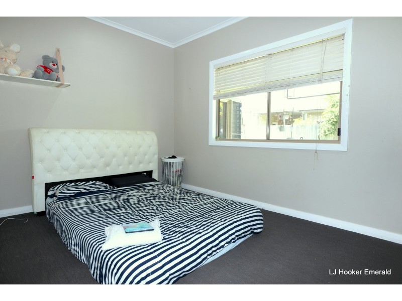 6 Judith Grove, Emerald QLD 4720