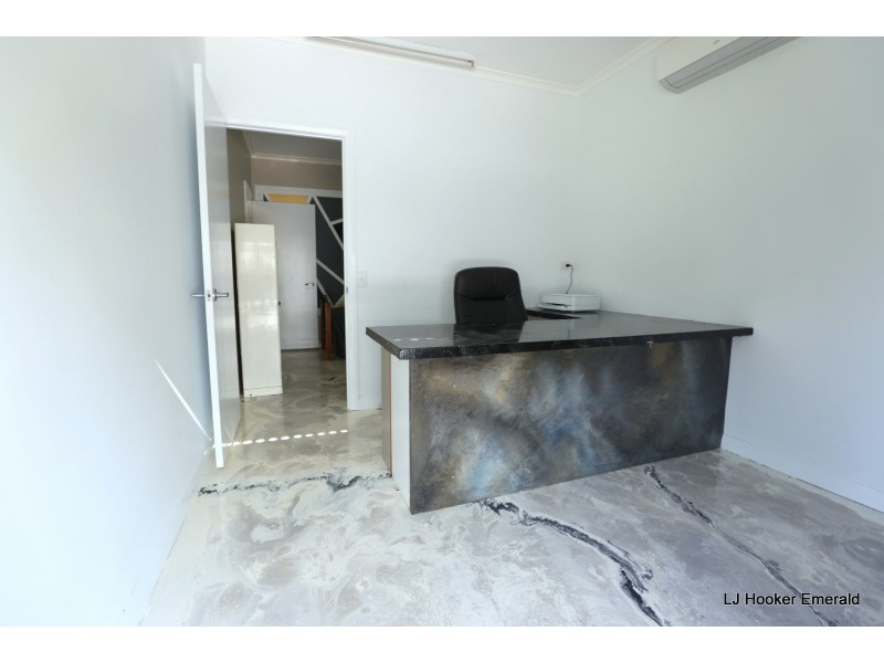 6 Judith Grove, Emerald QLD 4720