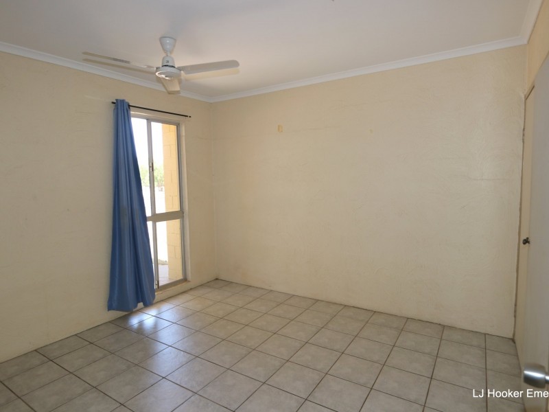 9 Baker Street, Emerald QLD 4720
