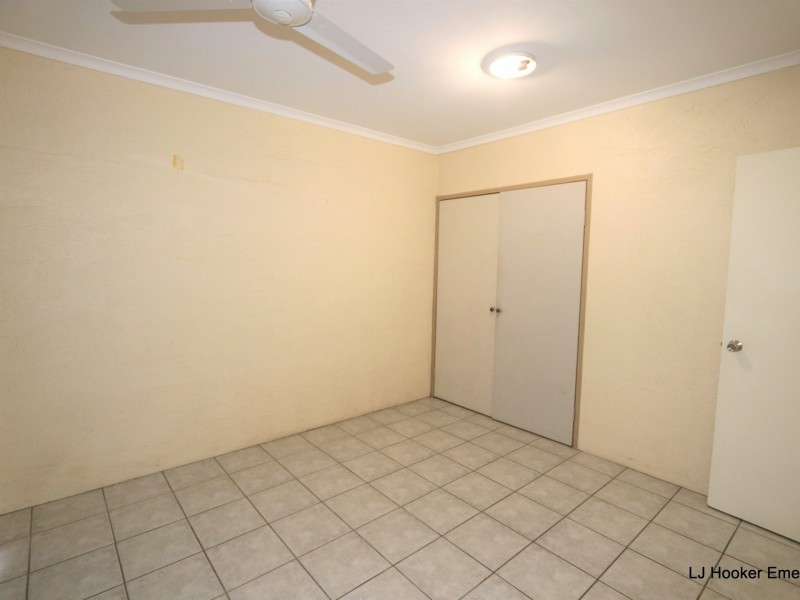 9 Baker Street, Emerald QLD 4720