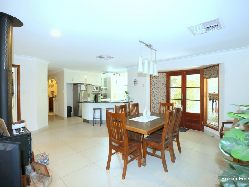 10 Kidd Street, Emerald QLD 4720