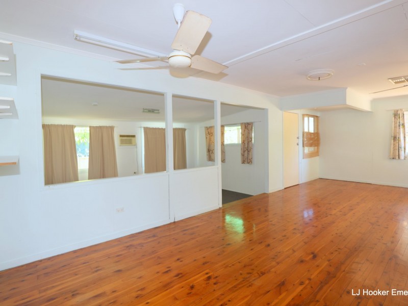 4 Zircon Ave, Emerald QLD 4720