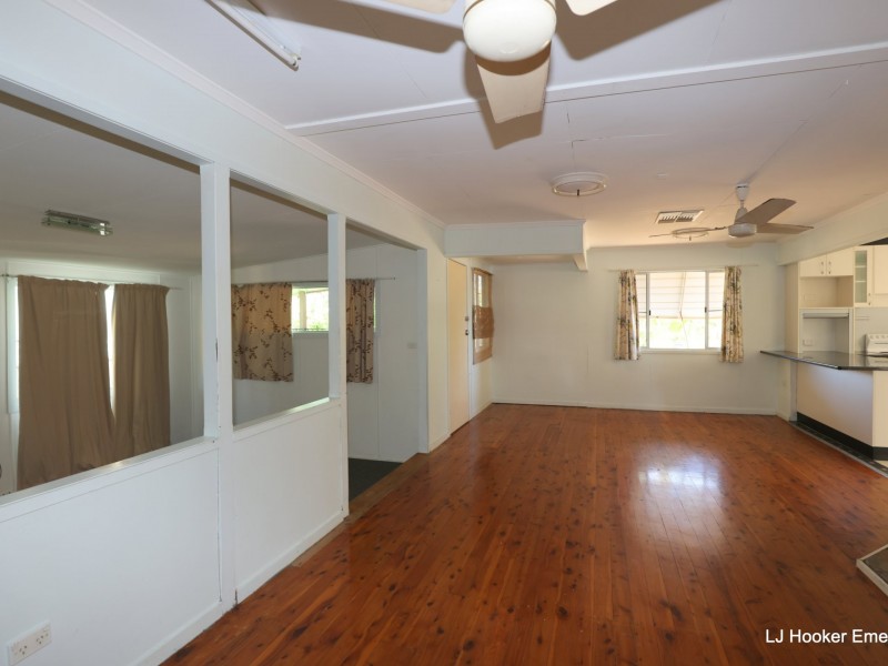 4 Zircon Ave, Emerald QLD 4720