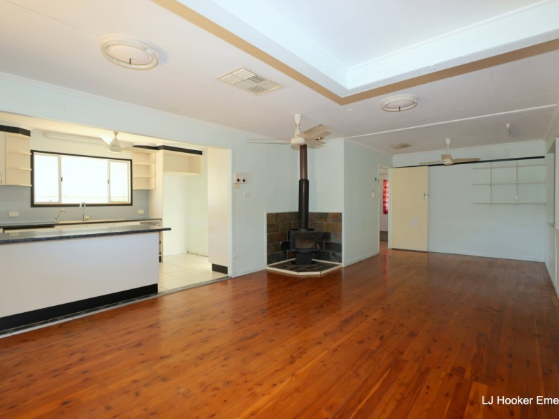 4 Zircon Ave, Emerald QLD 4720