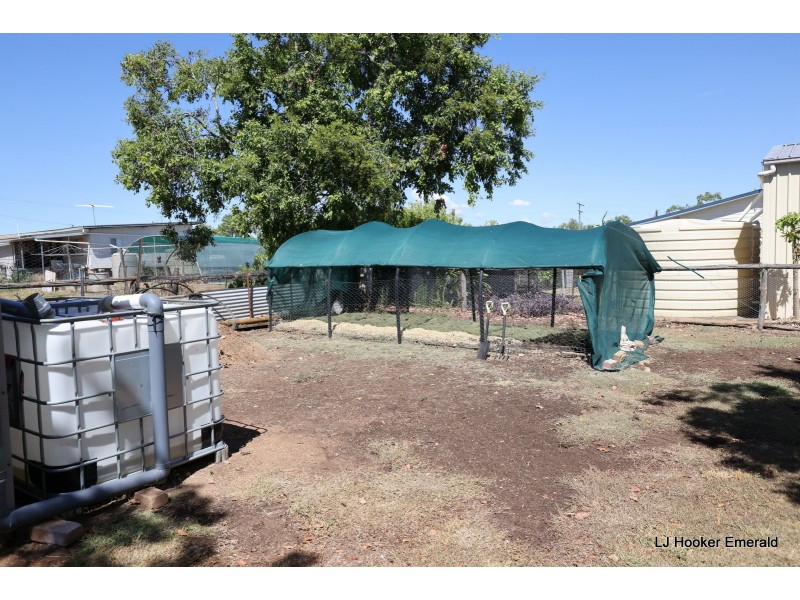 34 Bailey Street, Capella QLD 4723